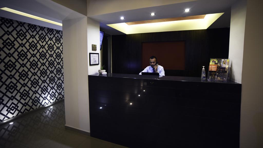 Hotel Six Expiatorio 3*