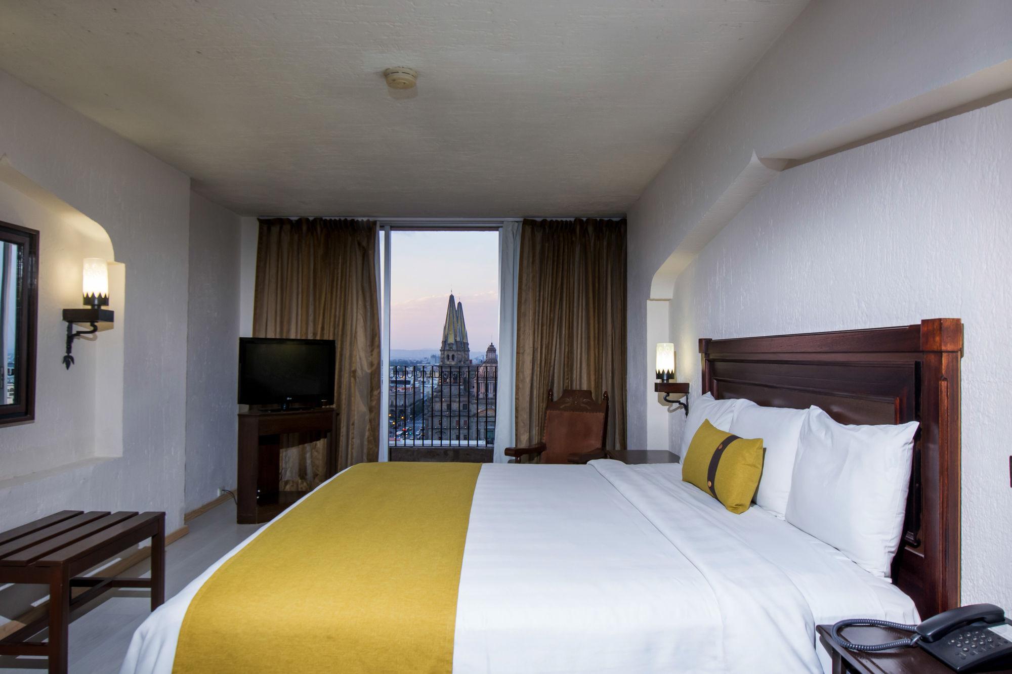 Hotel Fenix