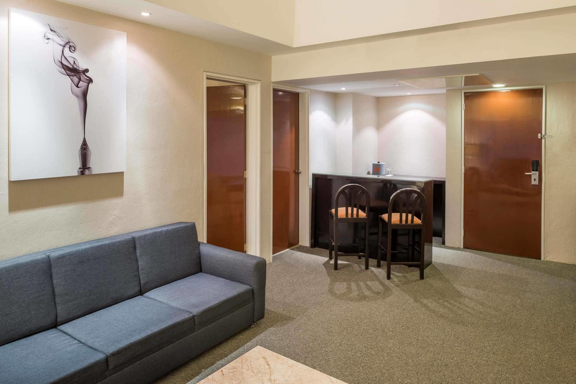 Plaza Genova Centro 4*