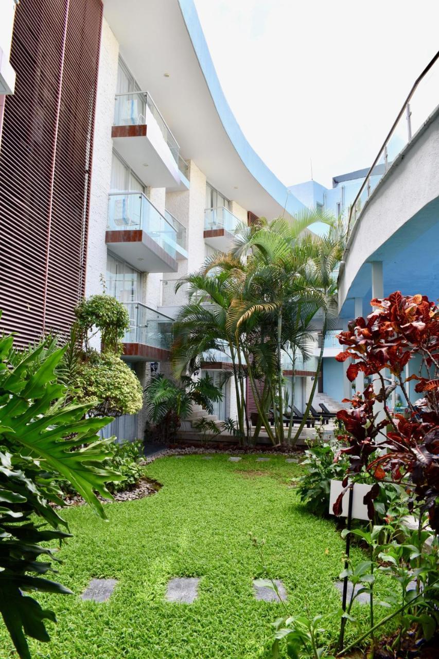 Country & Hotel 4*