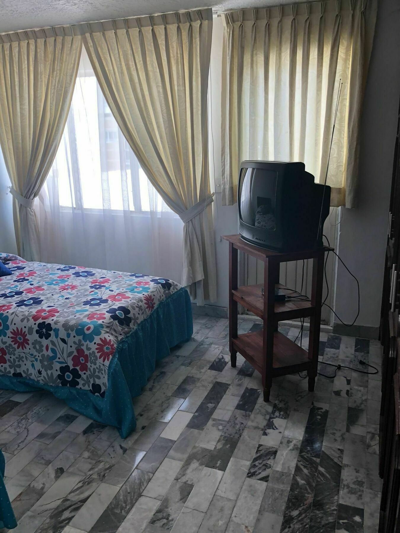 Cosmopolitan Providencia Hostel