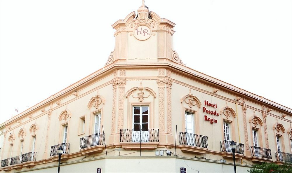 Regis Hotel 3*