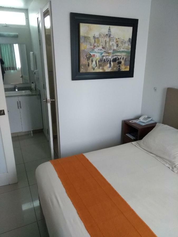 Hotel Chapultepec 3*