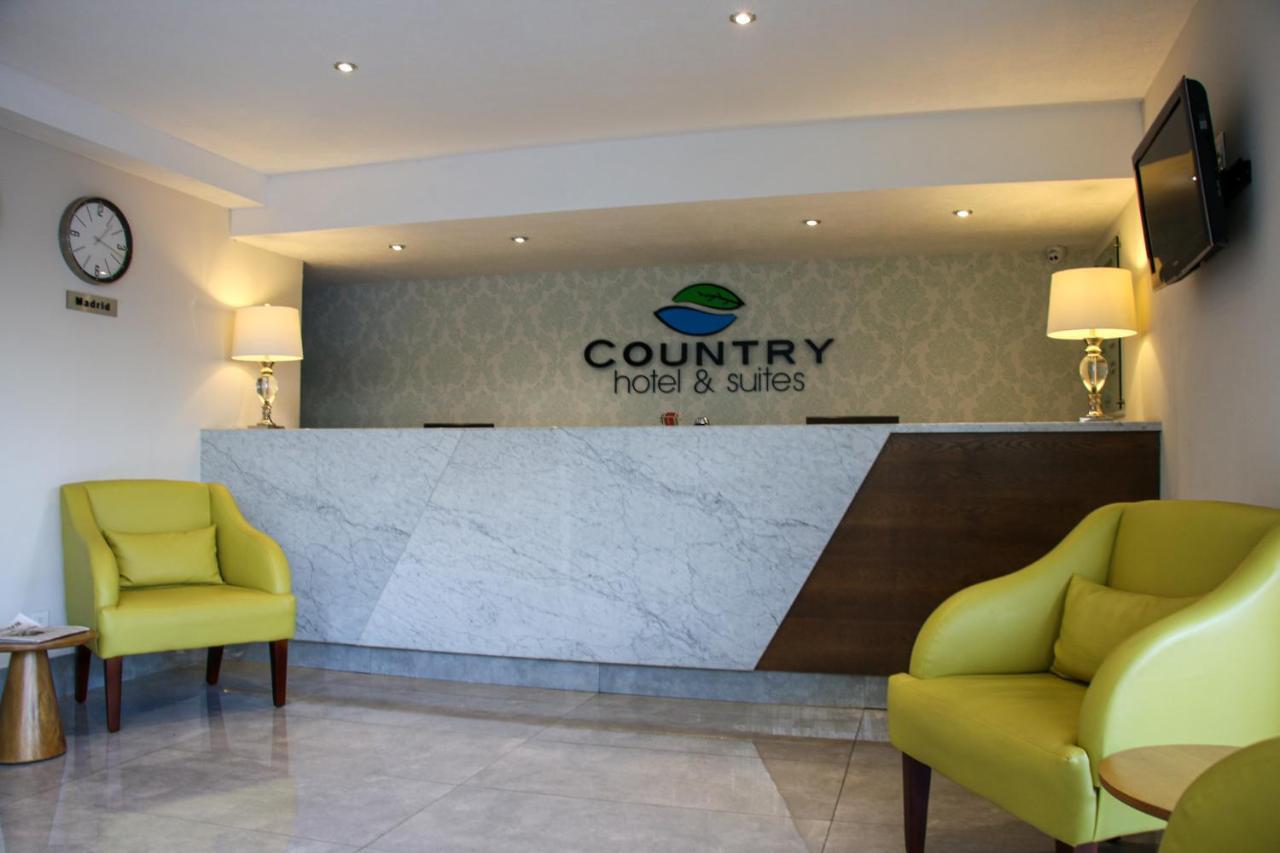 Hotel Country & 4*