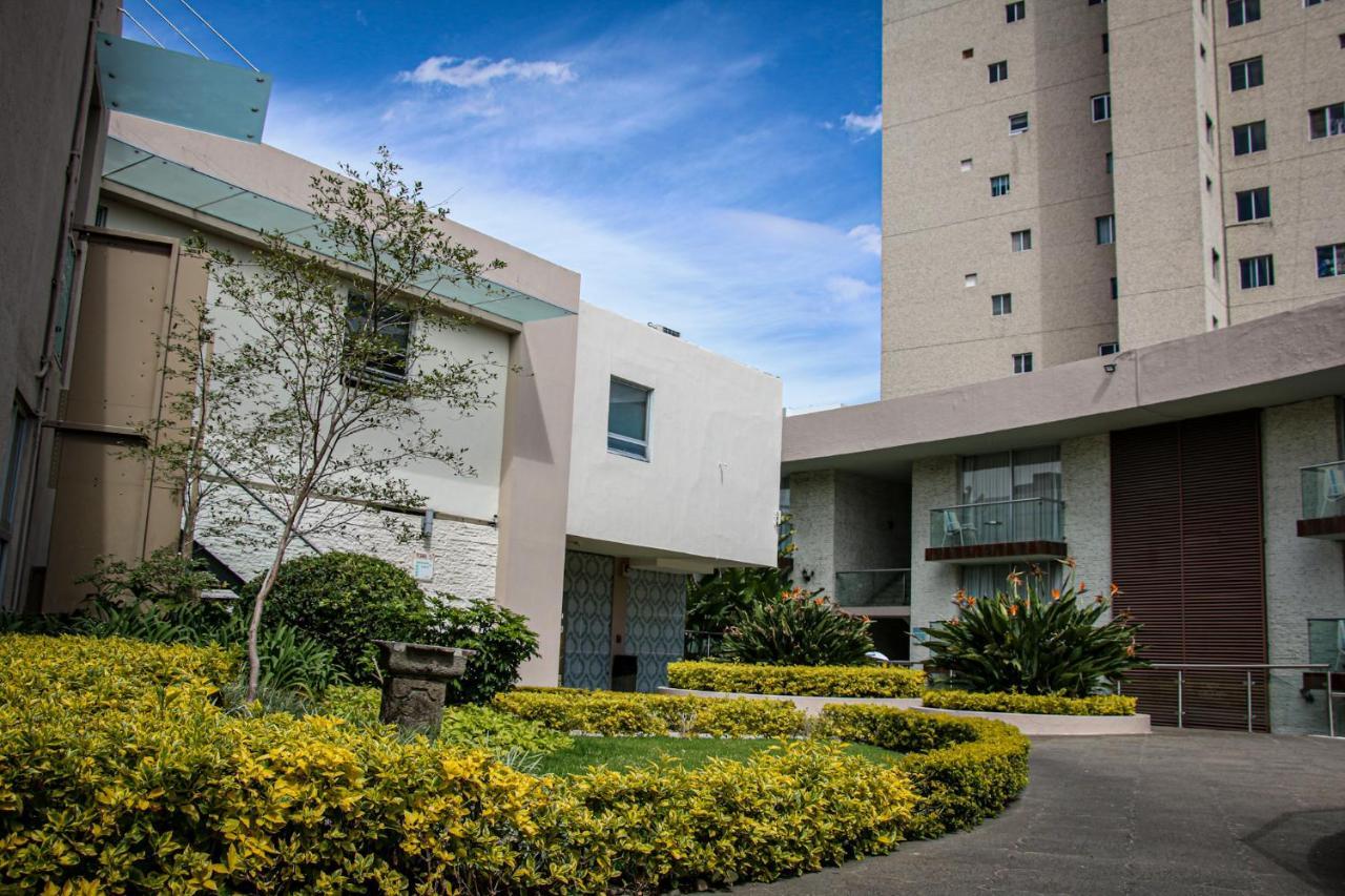 Hotel Country &