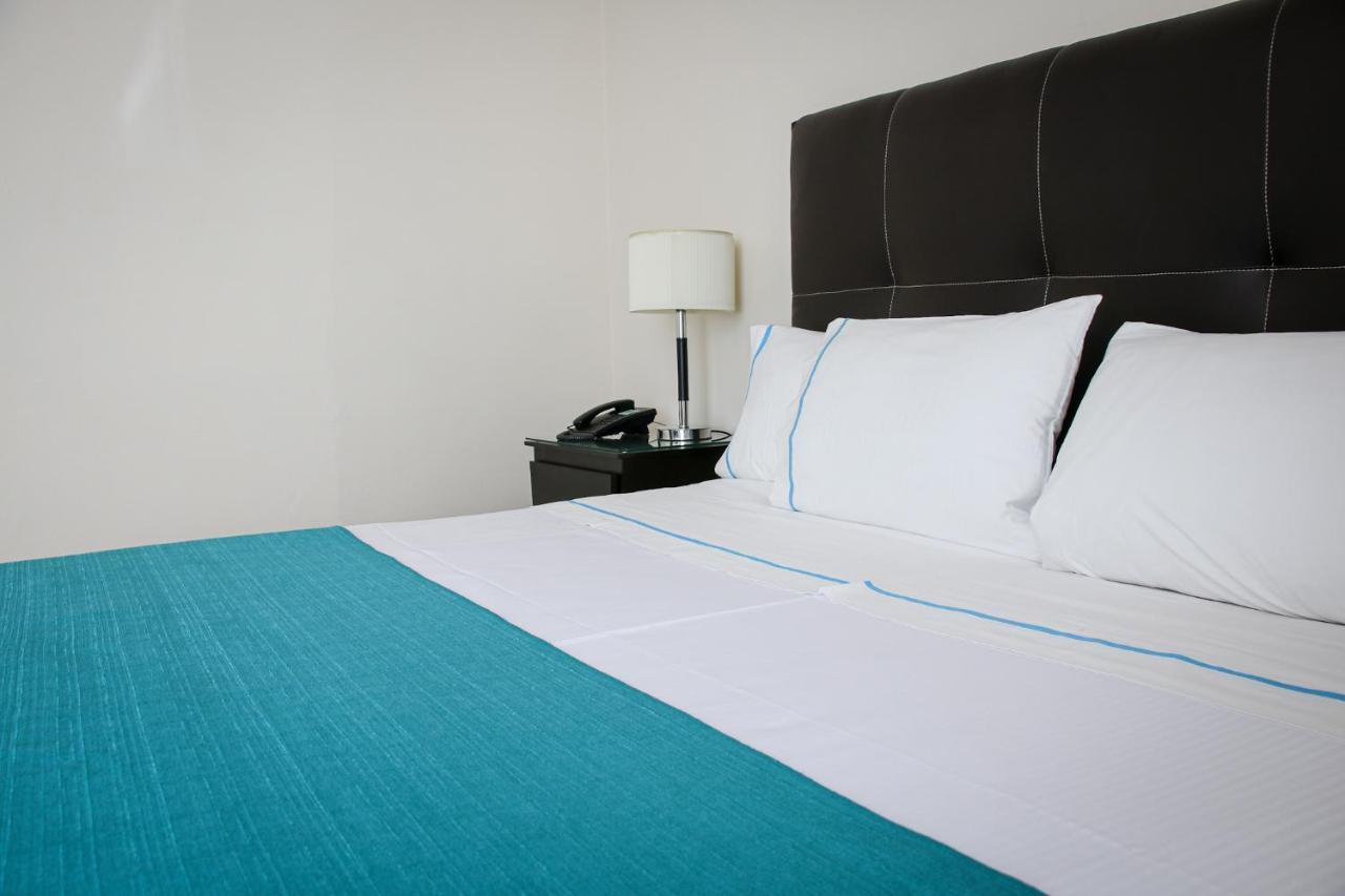 Hotel Country &