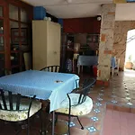 Habitación amplia cerca de Andares