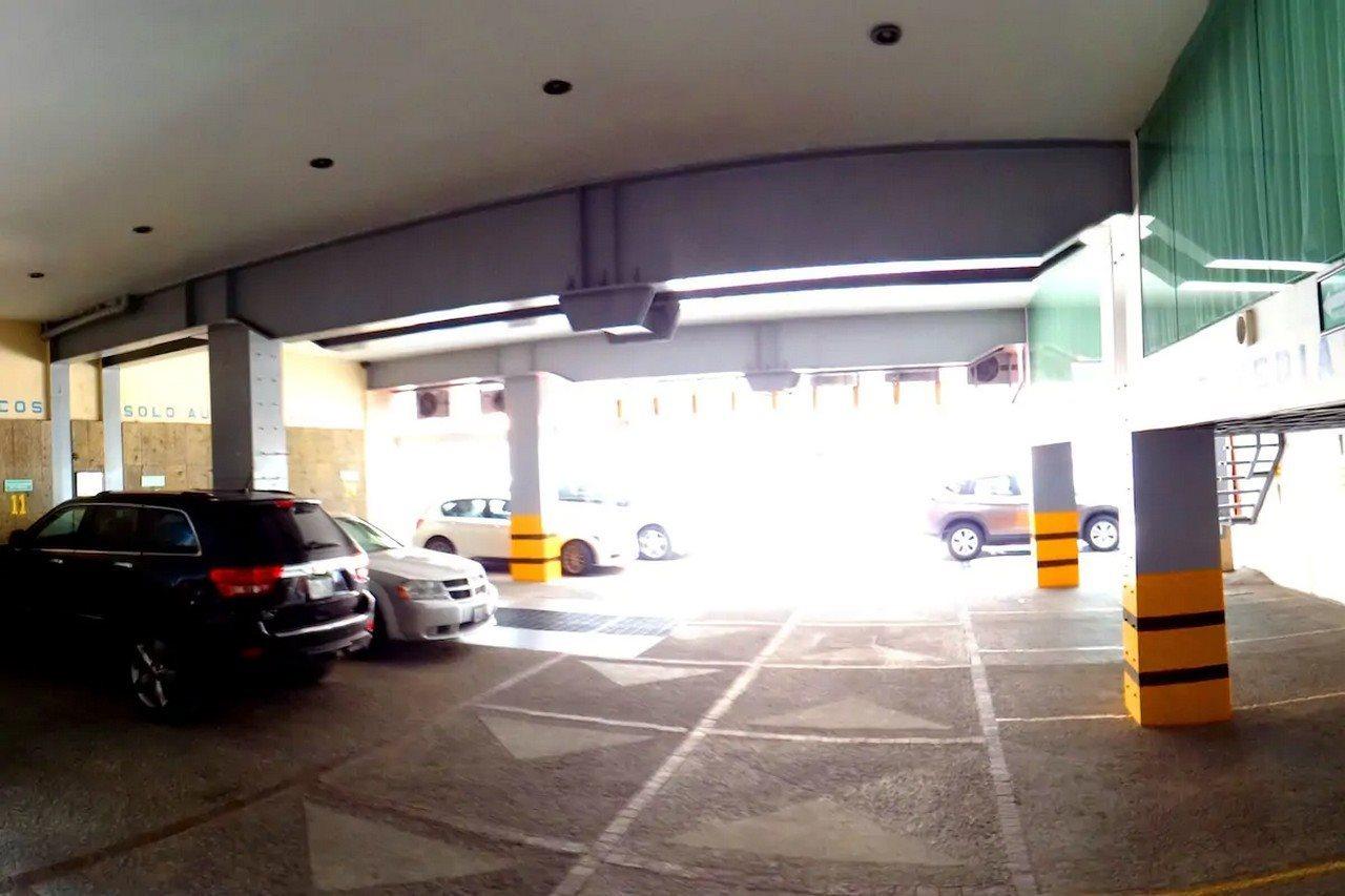 Oliva Plaza 4*