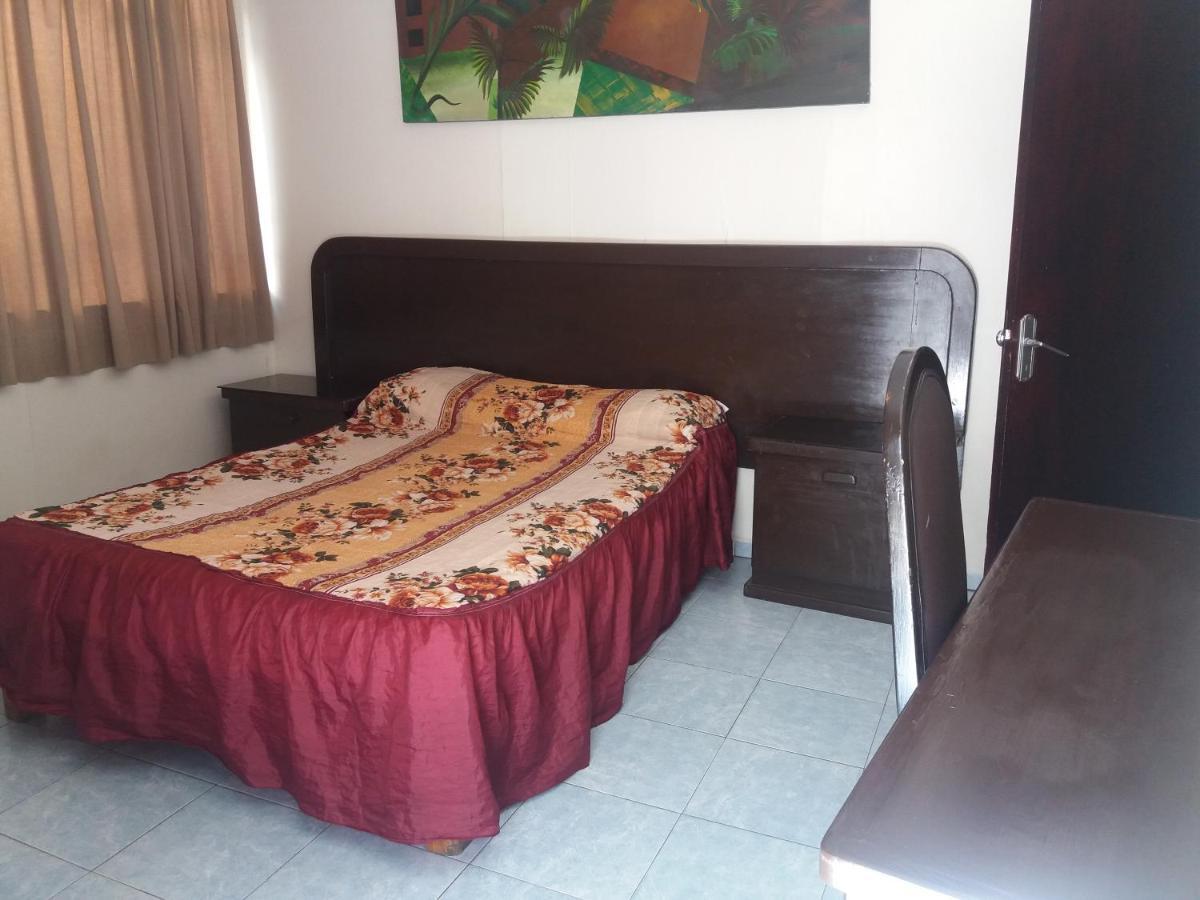 Hotel Junto Glorieta La Minerva 3*