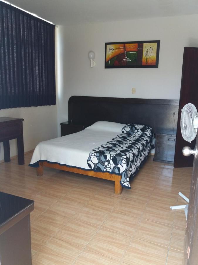 Hotel Junto Glorieta La Minerva