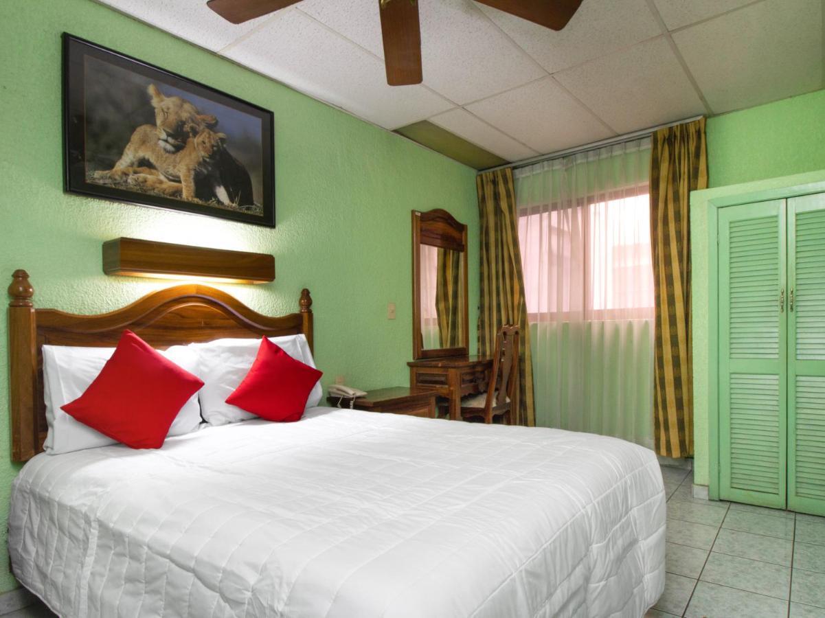 Canada Hotel
