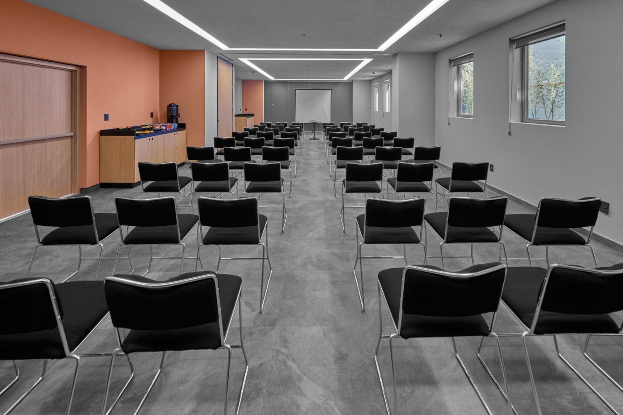 Hotel Express By Marriott Providencia Guadalajara