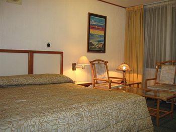 Oliva Plaza Hotel