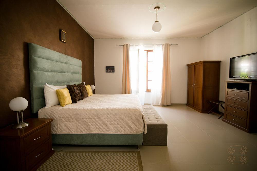 Casa Madonna La Providence Hotel