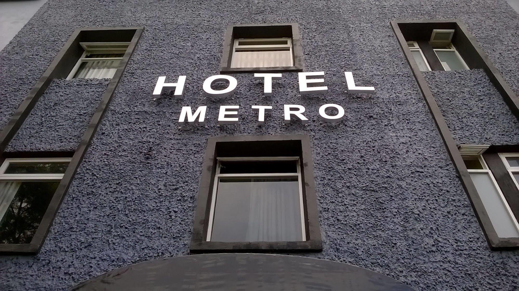 Metropolitan Hotel 2*